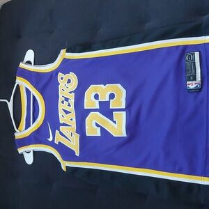 Lakers LeBron jersey
